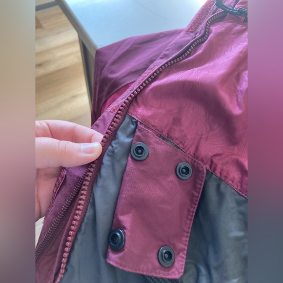 The North Face Varius Guide Jacket women S AFXU maroon pink rain coat winter - Picture 10 of 11